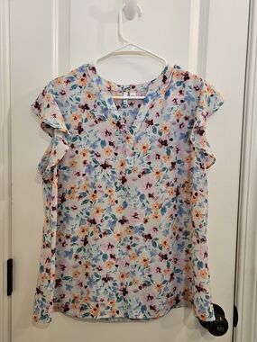 Elle Floral Ruffle Sleeve V-Neck Blouse Pastel Watercolor Feminine L NWOT